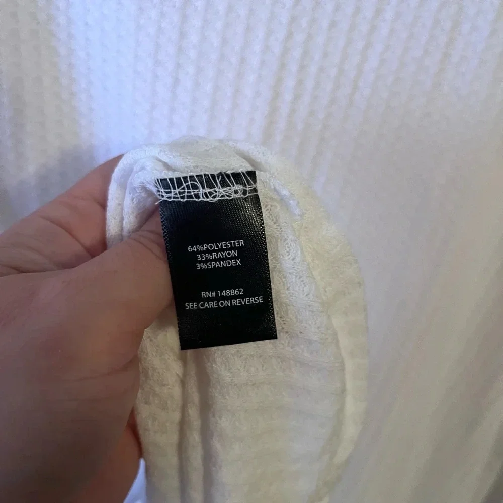 Torrid 6 waffle snap henley long sleeve t shirt bright white New with callout - Picture 6 of 6